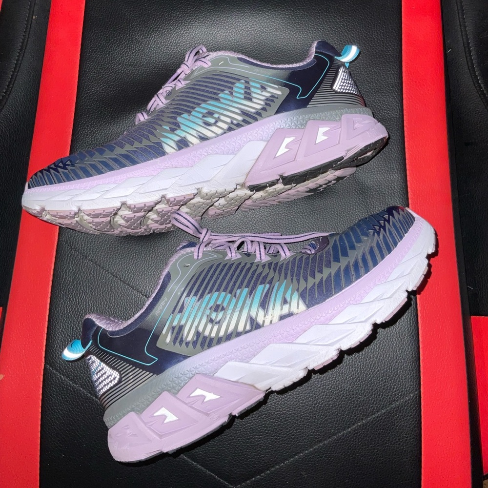 Hoka Arahi womens 7.5